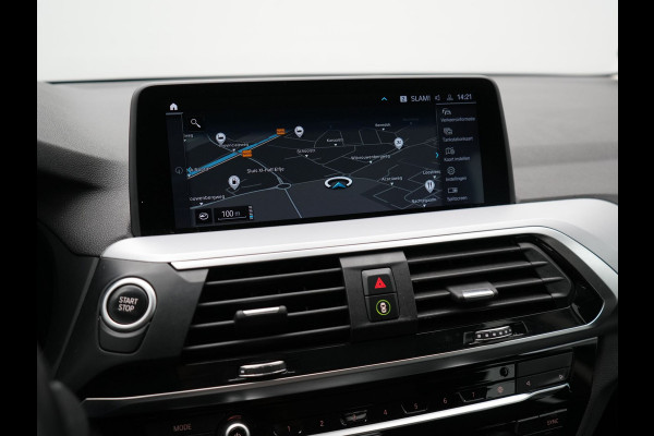 BMW X3 xDrive30e Executive Plug In Hybrid 293pk PHEV | Trekhaak af Fabriek | Head Up | Keyless | Sportstoelen Verwamd | Adaptive LED |  Apple Carplay | Navi Full Map | 18"L.M |