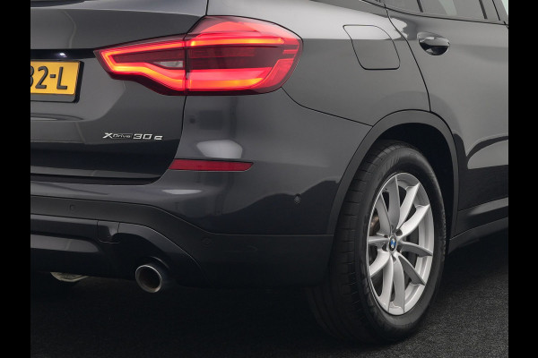 BMW X3 xDrive30e Executive Plug In Hybrid 293pk PHEV | Trekhaak af Fabriek | Head Up | Keyless | Sportstoelen Verwamd | Adaptive LED |  Apple Carplay | Navi Full Map | 18"L.M |