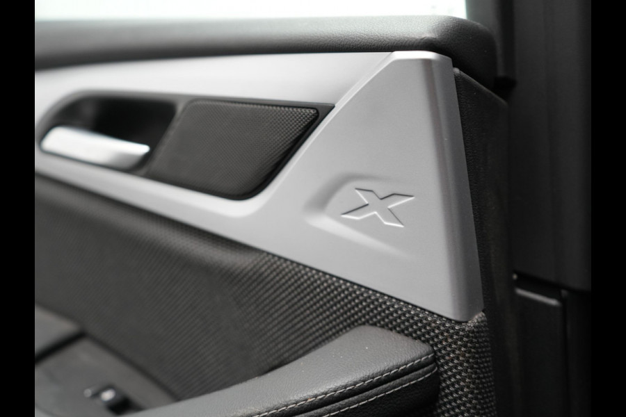 BMW X3 xDrive30e Executive Plug In Hybrid 293pk PHEV | Trekhaak af Fabriek | Head Up | Keyless | Sportstoelen Verwamd | Adaptive LED |  Apple Carplay | Navi Full Map | 18"L.M |