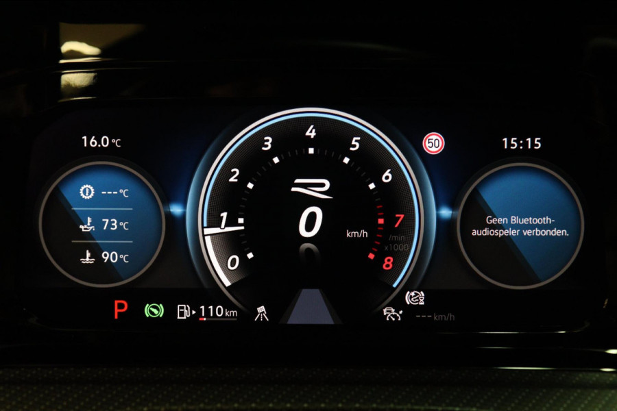 Volkswagen Golf 2.0 TSI R 4Motion /PERFORMANCE/AKRAP/PANO/HUD/IQ/H-K/VOL