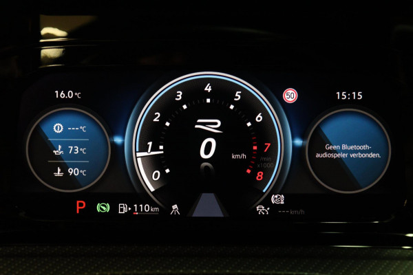 Volkswagen Golf 2.0 TSI R 4Motion /PERFORMANCE/AKRAP/PANO/HUD/IQ/H-K/VOL