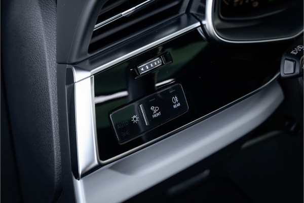 Audi Q8 55 TFSI e quattro Pro Line S Soft Close - Head up