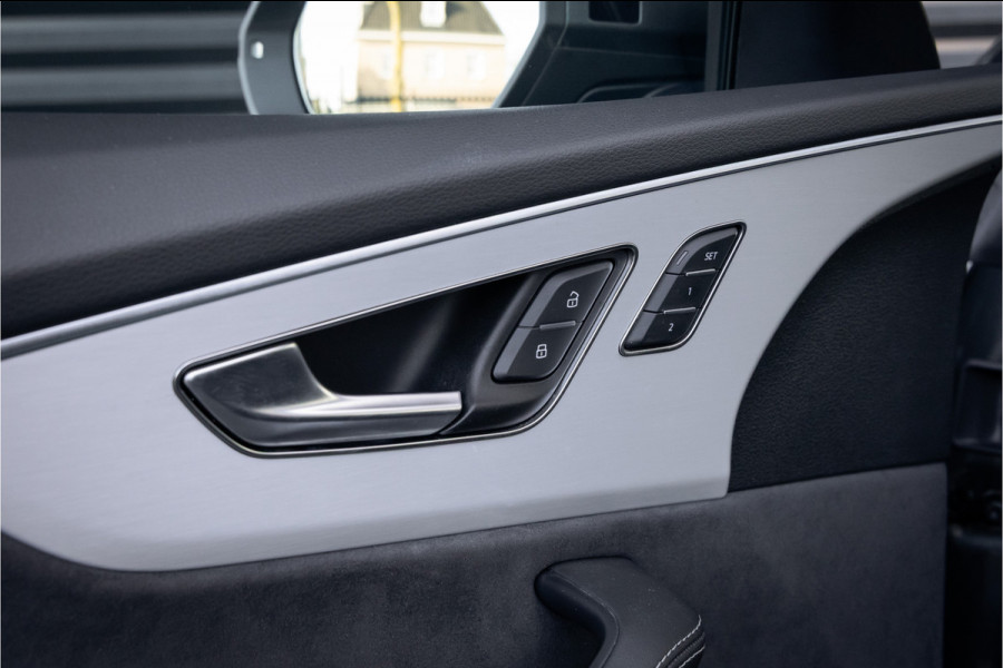 Audi Q8 55 TFSI e quattro Pro Line S Soft Close - Head up