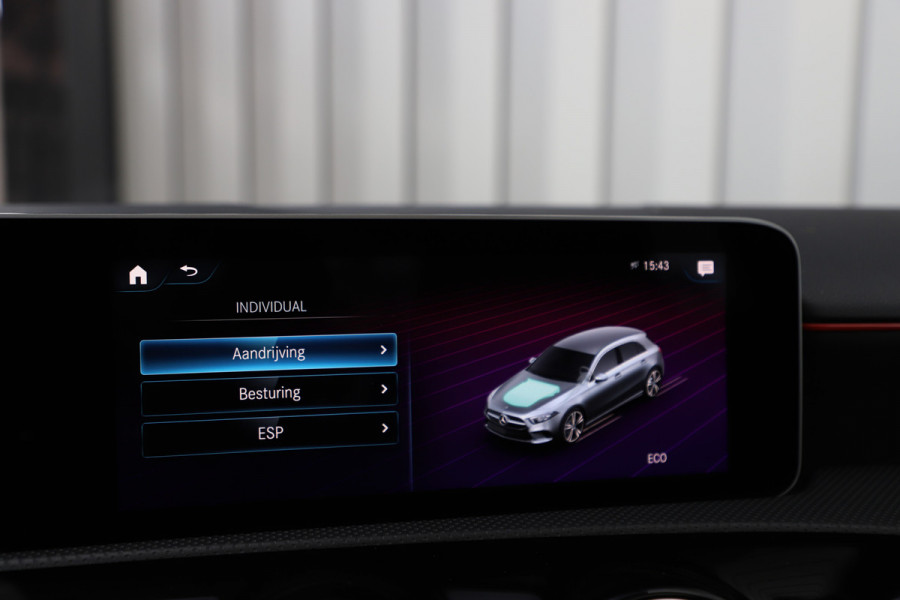 Mercedes-Benz A-Klasse 200 AMG Aut7 | 163PK | Pano | Led | Stoelverwarming | Clima | Apple-carplay | Camera | Widescreen | 2018.