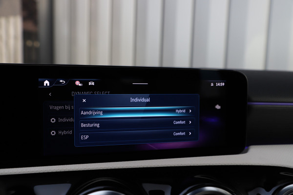 Mercedes-Benz A-Klasse 250 e Business Solution Luxury | 218PK | Pano | Keyless-go | Burmester | Sfeerverlichting | Memory | Acc | Multibeam | 2024.