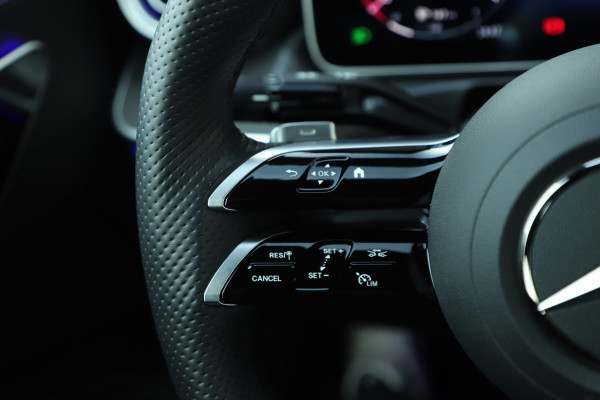 Mercedes-Benz CLE Cabriolet 200 AMG | 204PK | Keyless-go | Sfeerverlichting | Airscarf | Acc | Stuurwielverwarming | Led | Memory | 2024.