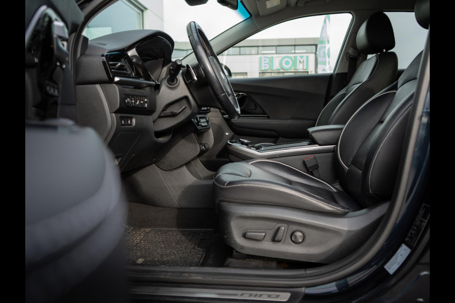 Kia e-Niro ExecutiveLine 64 kWh 3 Fase | Cruise | Clima | Camera | Carplay | Navi | Keyless | Stoelverwarming-verkoeling |