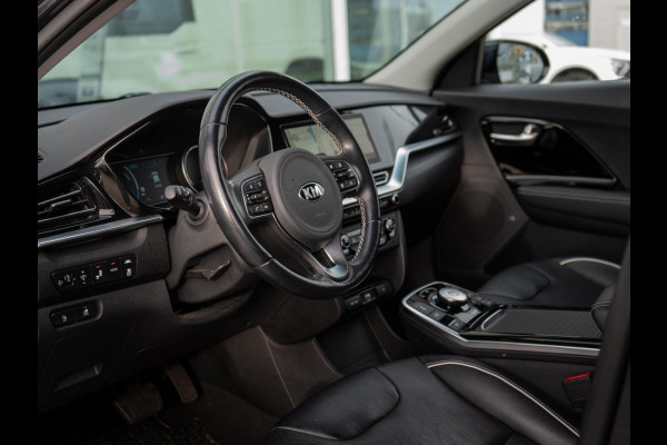 Kia e-Niro ExecutiveLine 64 kWh 3 Fase | Cruise | Clima | Camera | Carplay | Navi | Keyless | Stoelverwarming-verkoeling |