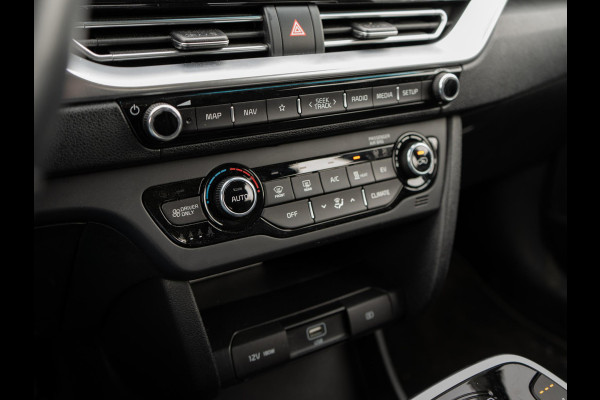 Kia e-Niro DynamicLine 64 kWh 3 Fase | Keyless | Camera | Navigatie | Carplay | DAB+ |