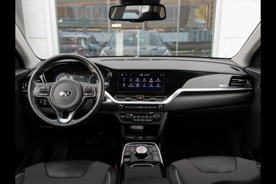 Kia e-Niro DynamicLine 64 kWh 3 Fase | Keyless | Camera | Navigatie | Carplay | DAB+ |