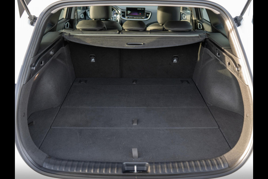 Kia Ceed Sportswagon 1.0 T-GDi DynamicPlusLine | Stoel en stuurverwarming | Navigatie | Camera | Parkeersensoren achter | Apple Carplay / Android Auto |