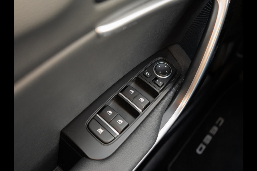 Kia Ceed Sportswagon 1.0 T-GDi DynamicPlusLine | Stoel en stuurverwarming | Navigatie | Camera | Parkeersensoren achter | Apple Carplay / Android Auto |