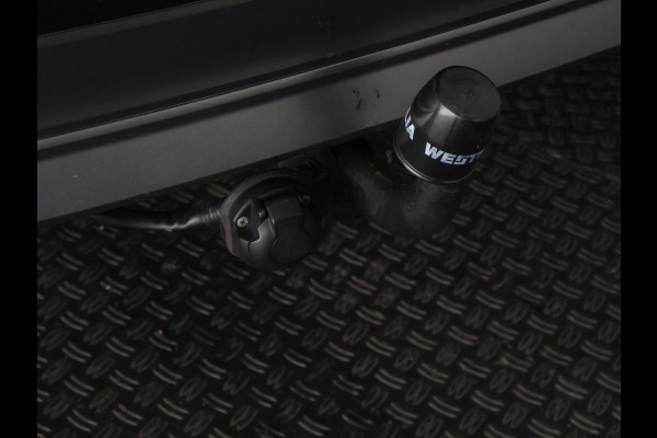 Volkswagen Tiguan 2.0 TSI 4Motion Highline Business R Automaat | 360° Camera | Trekhaak | Vol leer | Stoelverwarming | Schuif-/Kanteldak |