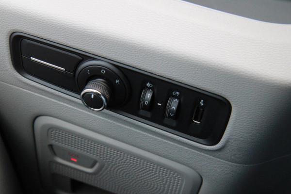 Maxus eDeliver 9 L3H3 72 kWh 204PK / NIEUW BPM VRIJ / 30 KM / Camera