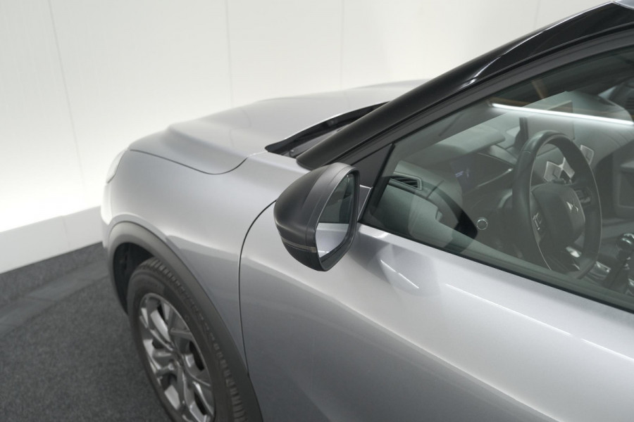 DS DS 3 Crossback PureTech 100 Montmartre | Parkeersensoren | Apple Carplay | Allseason Banden | Navigatie | Climate Control