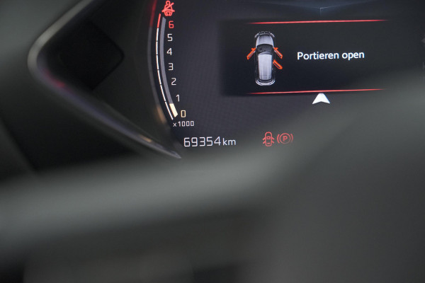 DS DS 3 Crossback PureTech 100 Montmartre | Parkeersensoren | Apple Carplay | Allseason Banden | Navigatie | Climate Control