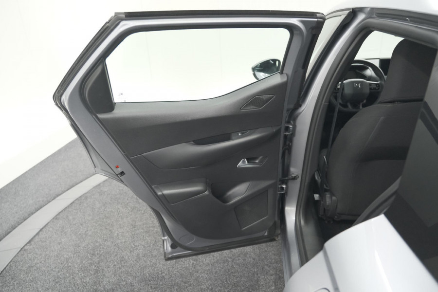 DS DS 3 Crossback PureTech 100 Montmartre | Parkeersensoren | Apple Carplay | Allseason Banden | Navigatie | Climate Control