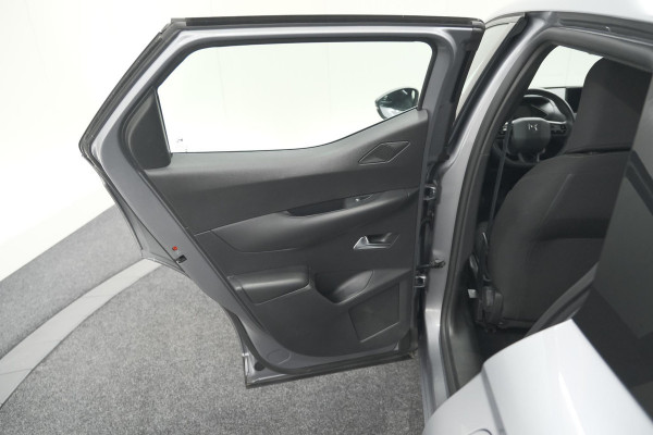 DS DS 3 Crossback PureTech 100 Montmartre | Parkeersensoren | Apple Carplay | Allseason Banden | Navigatie | Climate Control