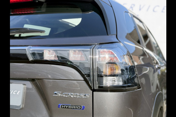 Suzuki S-Cross 1.5 Hybrid AllGrip Style | Pano | CarPlay | ACC | 360* Camera | Keyless
