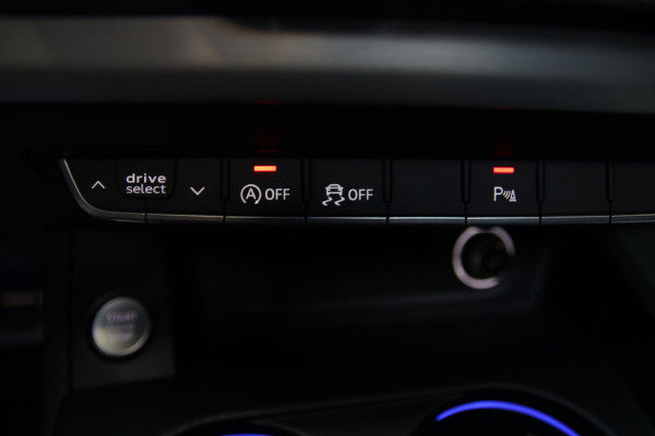 Audi A4 Avant 35 TFSI 2.0 3x S-line PANO-VIRTUAL-LED-NAP