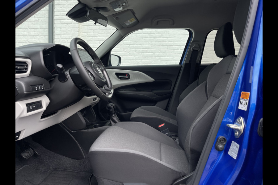 Suzuki Swift 1.2 Select Smart Hybrid | Navi | Camera | CarPlay | ACC | LED | DAB+