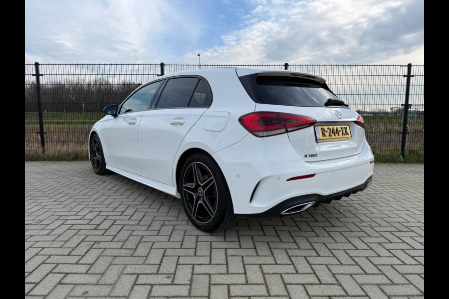 Mercedes-Benz A-Klasse 180 AMG Line | Camera | Stoelverw. | CarPlay