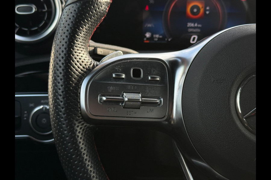 Mercedes-Benz A-Klasse 180 AMG Line | Camera | Stoelverw. | CarPlay