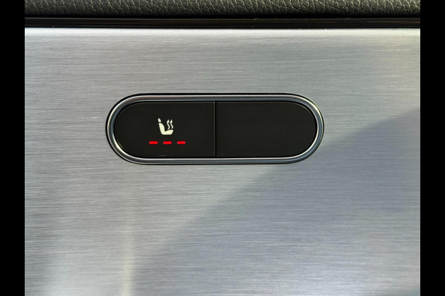 Mercedes-Benz A-Klasse 180 AMG Line | Camera | Stoelverw. | CarPlay