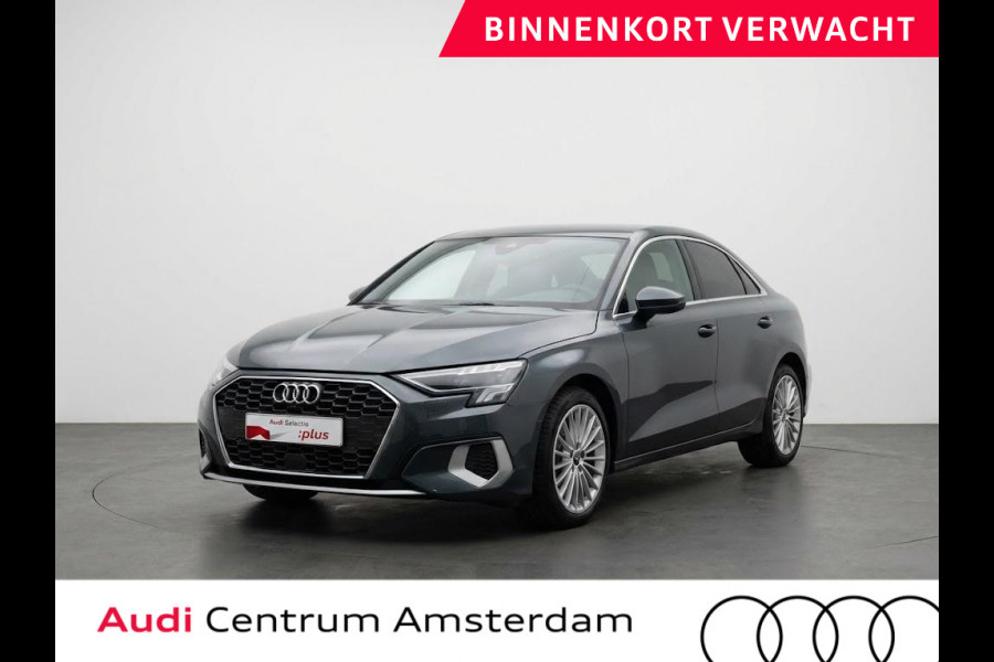 Audi A3 Limousine 30 TFSI Business edition 110pk | Navigatie | Climatronic | Parkeersensoren voor en achter | Matrix koplampen