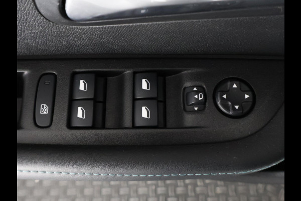 Peugeot e-208 EV ALLURE 1e EIG ACCUTEST 95% !GARANTIE 10-2030* CAMERA . STOELVERWARMING VOOR . PARKEERSENSOREN V+A . APPLE CARPLAY & ANDROID AUTO