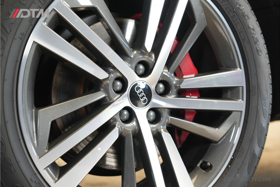 Audi Q5 55TFSIe S-Edition| Panoramadak | Adaptief Cruise | 5-jaar garantie