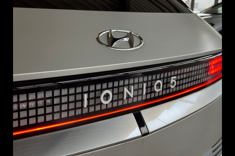 Hyundai IONIQ 5 Lounge 73kWh | Relax Pakket | Trekhaak | 20"LMV | Matte lak