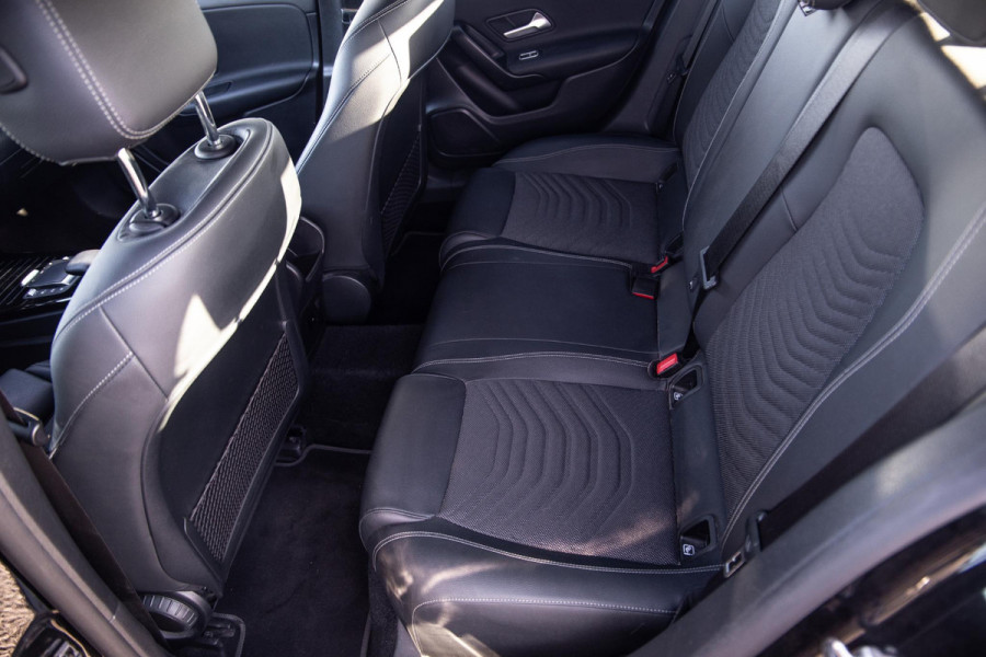 Mercedes-Benz A-Klasse 250 e Business Line PANORAMA DAK / WIDESCREEN / 360 CAMERA / CARPLAY