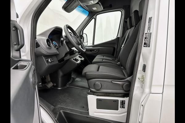 Mercedes-Benz eSprinter 314/414 L3H2 Pro 113kWh 450km actieradius DC laden 115KW Stoelverwarming Camera Betimmering