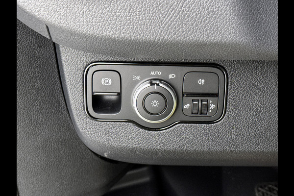 Mercedes-Benz eSprinter 314/414 L3H2 Pro 113kWh 450km actieradius DC laden 115KW Stoelverwarming Camera Betimmering