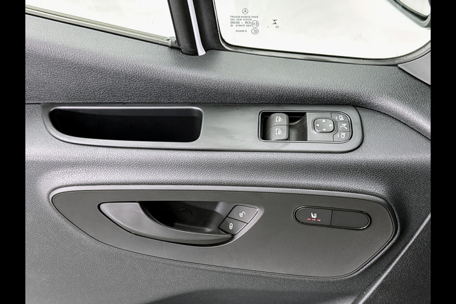 Mercedes-Benz eSprinter 314/414 L3H2 Pro 113kWh 450km actieradius DC laden 115KW Stoelverwarming Camera Betimmering