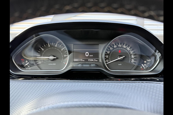 Peugeot 208 1.2 PureTech Blue Lease Executive Navi,Clima,Apple Carplay,Cruise,PDC,N.A.P,APK tot 01-2027