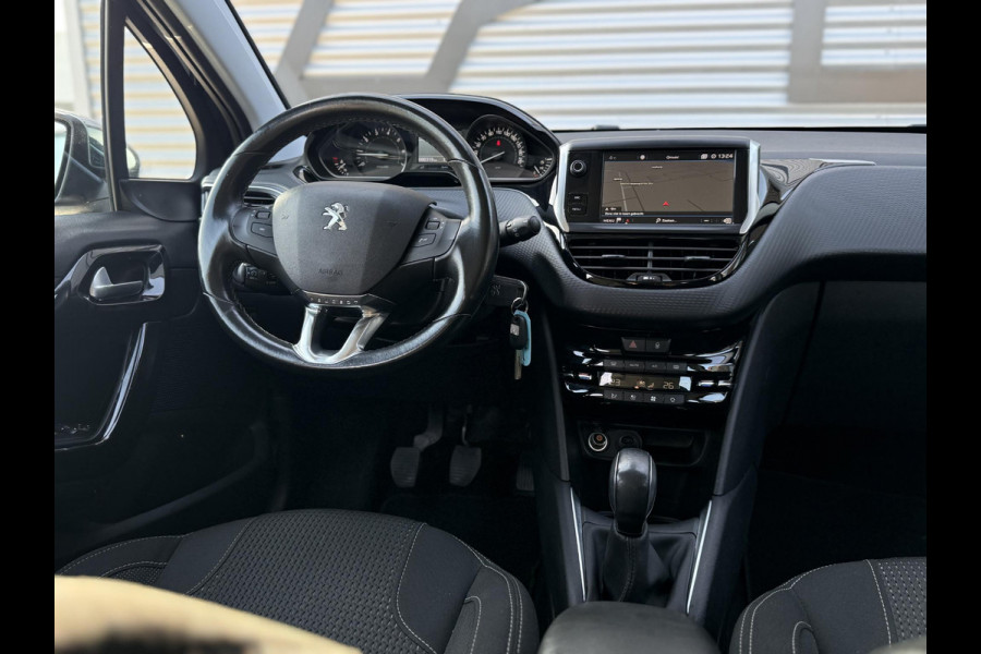 Peugeot 208 1.2 PureTech Blue Lease Executive Navi,Clima,Apple Carplay,Cruise,PDC,N.A.P,APK tot 01-2027