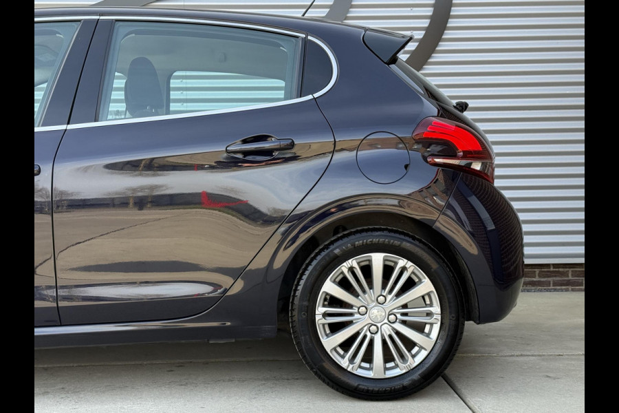 Peugeot 208 1.2 PureTech Blue Lease Executive Navi,Clima,Apple Carplay,Cruise,PDC,N.A.P,APK tot 01-2027