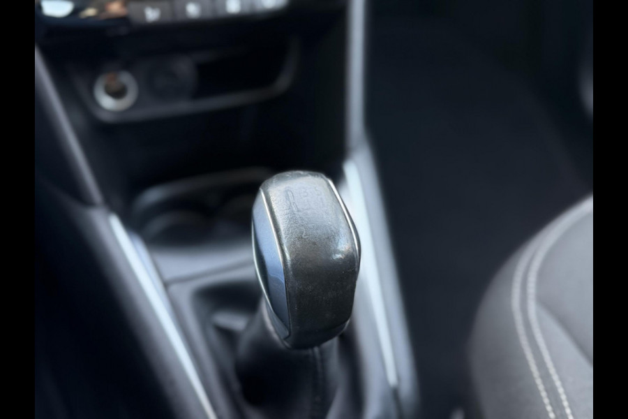 Peugeot 208 1.2 PureTech Blue Lease Executive Navi,Clima,Apple Carplay,Cruise,PDC,N.A.P,APK tot 01-2027