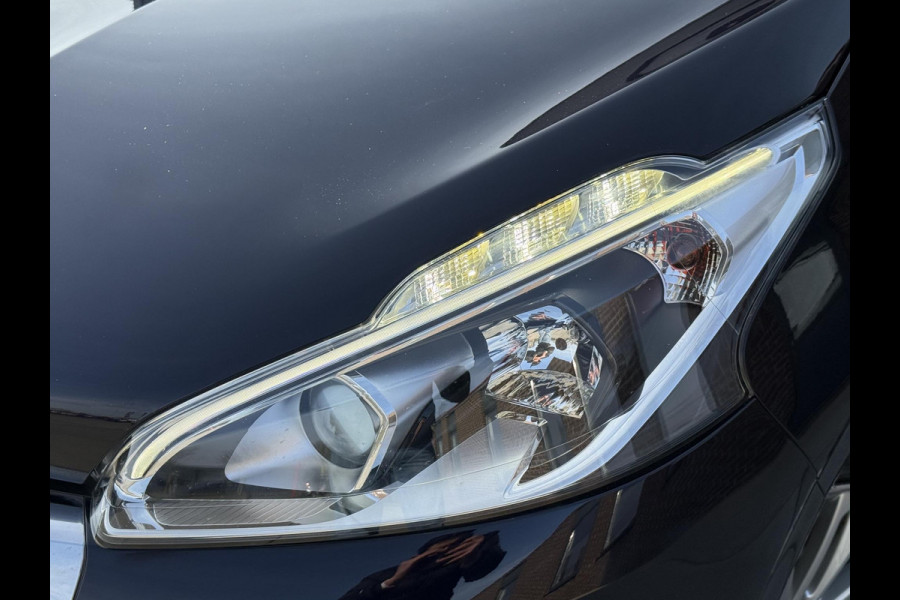 Peugeot 208 1.2 PureTech Blue Lease Executive Navi,Clima,Apple Carplay,Cruise,PDC,N.A.P,APK tot 01-2027