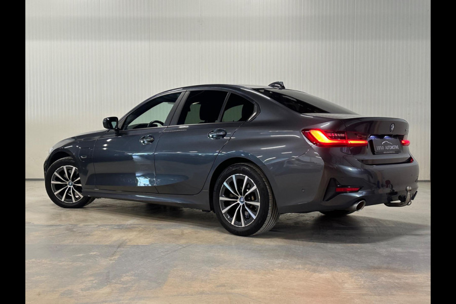 BMW 3-serie 320e Business Edition Plus | SHADOW LINE | TREKHAAK | LED | CAMERA | PLUG IN HYBRIDE