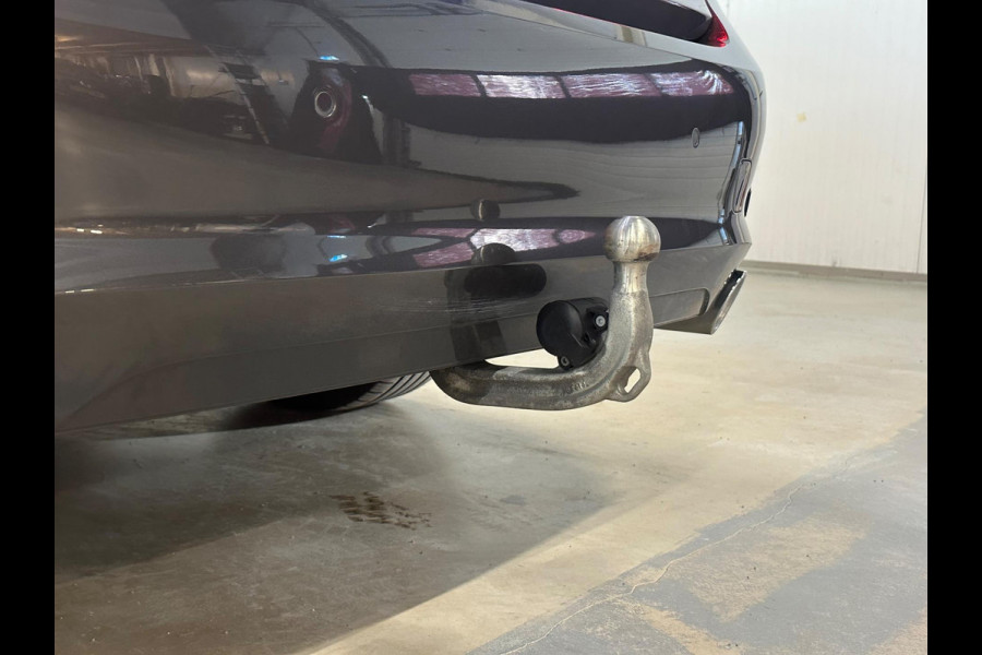 BMW 3-serie 320e Business Edition Plus | SHADOW LINE | TREKHAAK | LED | CAMERA | PLUG IN HYBRIDE