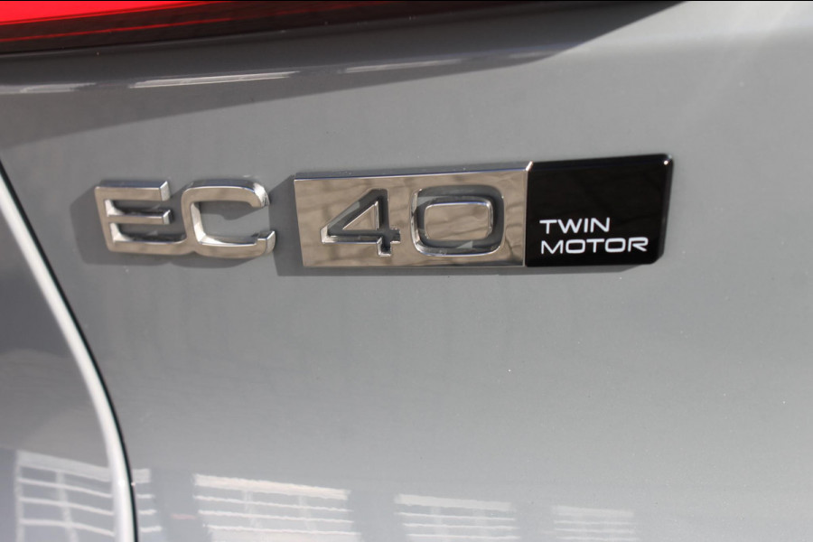 Volvo EC40 Twin Motor Ultra Black Edition 82 kWh Adaptive Cruise control / Blis / 360 graden rondom zichtcamera / Semi elektrisch wegklapbare trekhaak