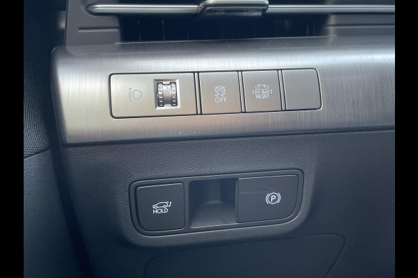 Hyundai Kona 1.6 GDI HEV Comfort Smart VAN €39.490 VOOR €36.990