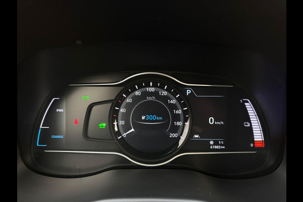 Hyundai Kona EV Comfort 64 kWh | SOH: 96,4% | 3 Fase |Warmtepomp | Navi | Adaptive CC | Climate |