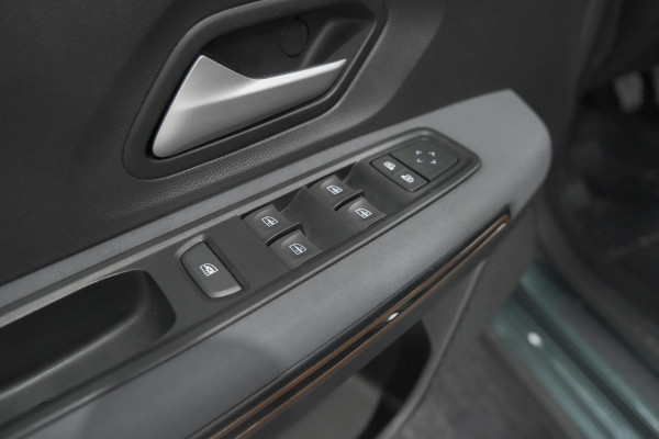 Dacia Jogger TCe 110 Extreme | 7 Zitplaatsen | Camera | Dodehoekdetectie | Stoelverwarming | Apple Carplay