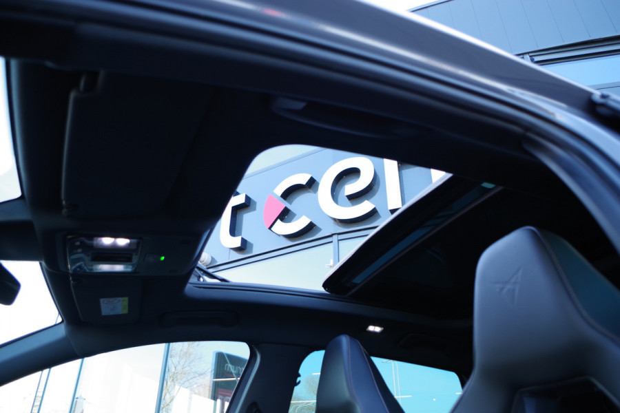 CUPRA Formentor 1.4 e-Hybrid 245 PK VZ Performance PHEV, Panoramadak, Keyless, Stuur-Startknop, Winterpakket, Memory