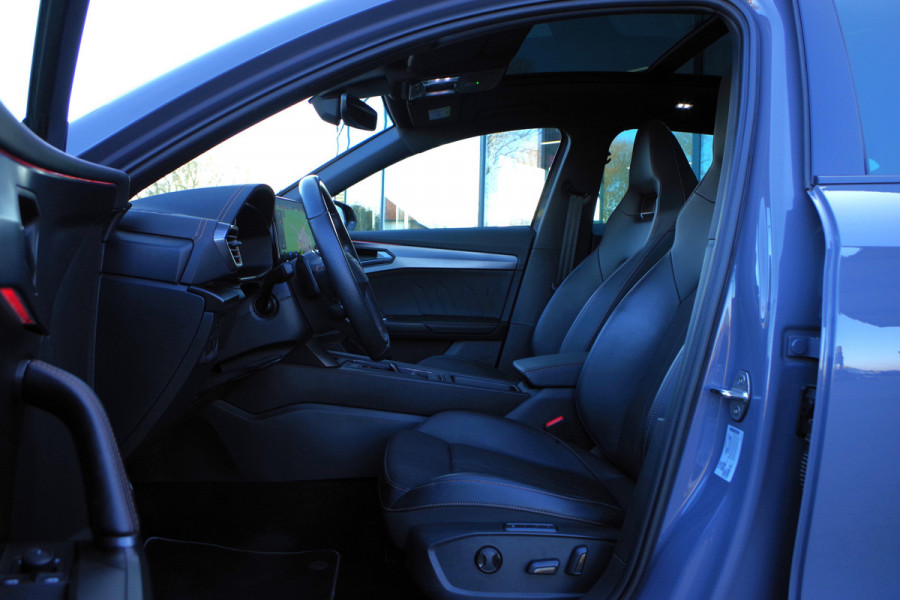 CUPRA Formentor 1.4 e-Hybrid 245 PK VZ Performance PHEV, Panoramadak, Keyless, Stuur-Startknop, Winterpakket, Memory