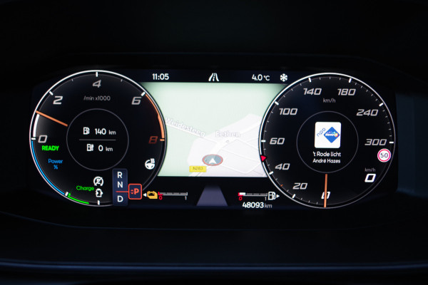 CUPRA Formentor 1.4 e-Hybrid 245 PK VZ Performance PHEV, Panoramadak, Keyless, Stuur-Startknop, Winterpakket, Memory